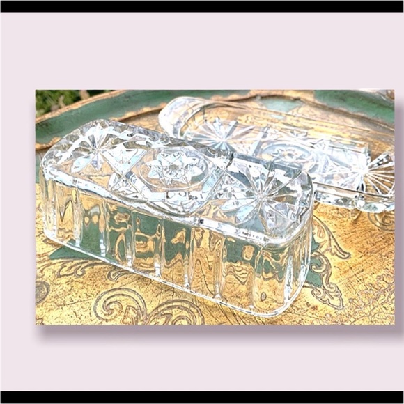 Anchor Hocking Glass Butter Dish - Picture 4 of 10